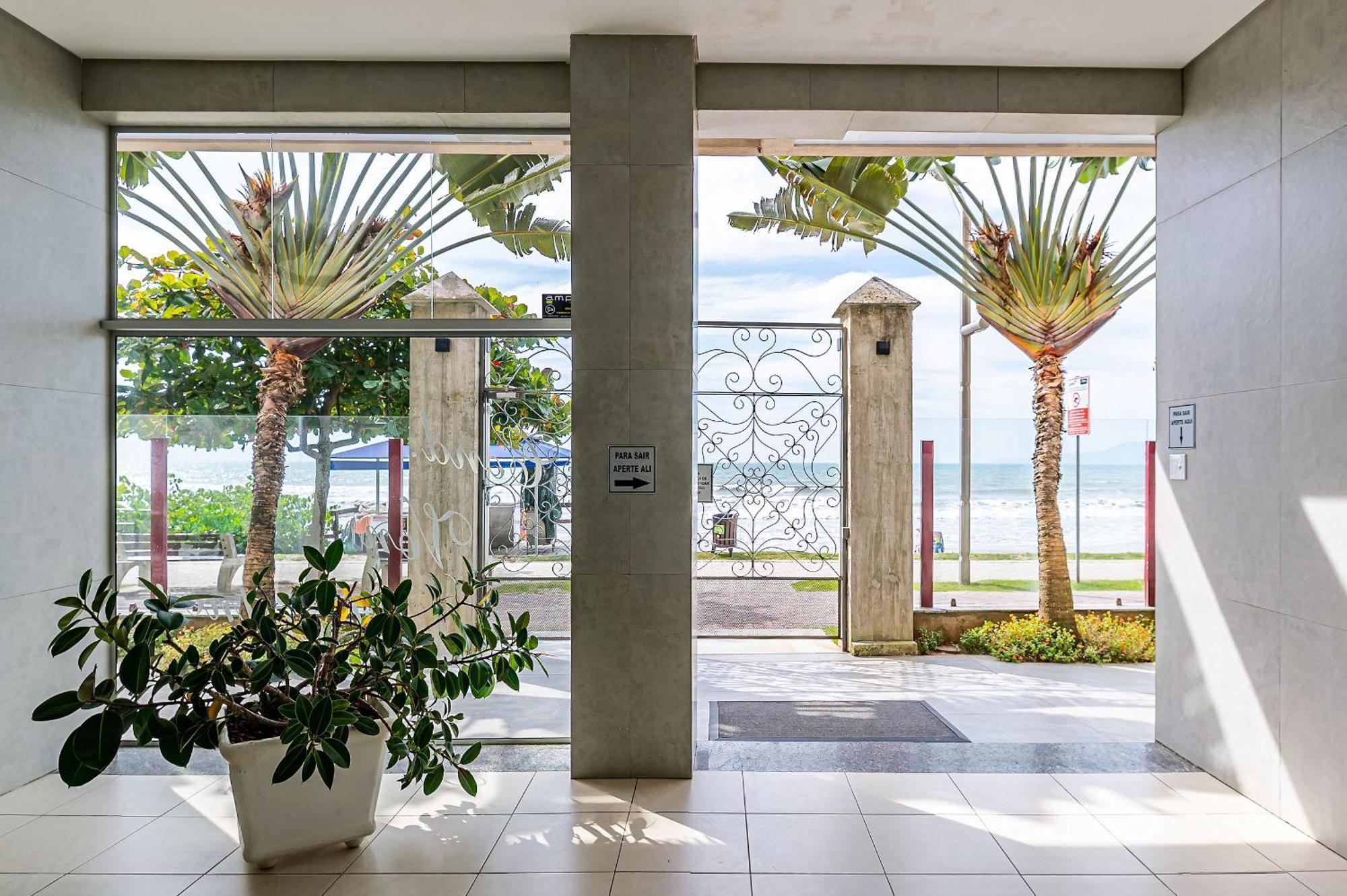 Apto pé na areia vista mar em Meia Praia EVB308 Itapema Extérieur photo